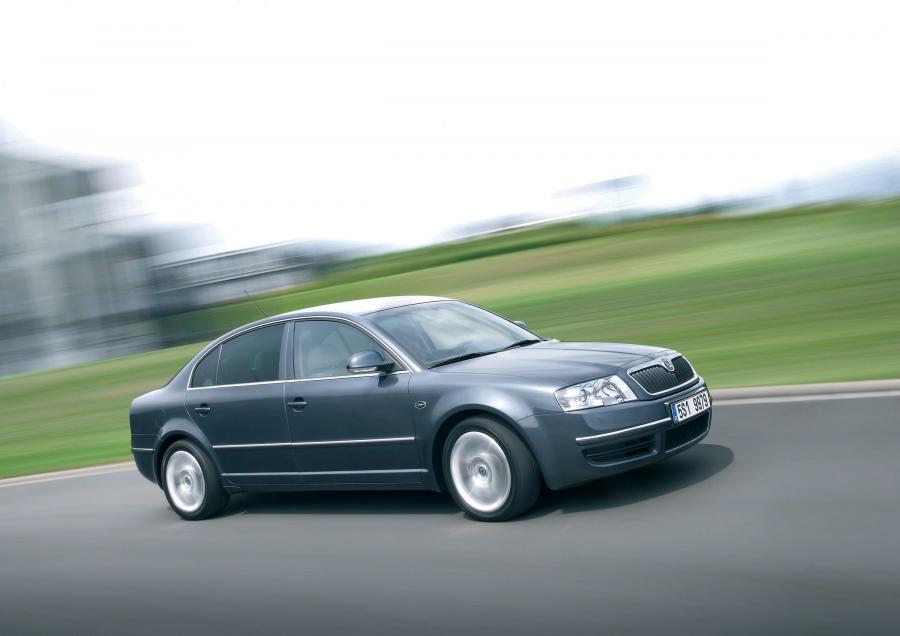  Skoda Superb 2008 года  (фото 22 из 131)